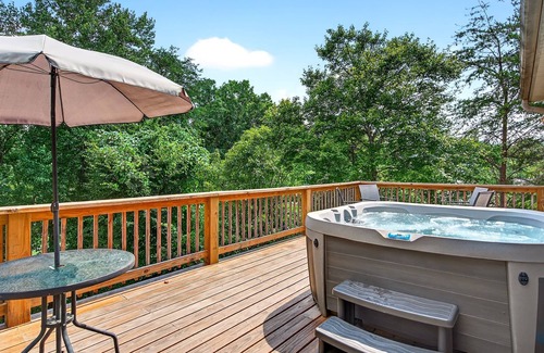 Stonecrest House | Off The Clock by Carolina Properties - Hot Tub, Pet Friendly, Resort Amenities!