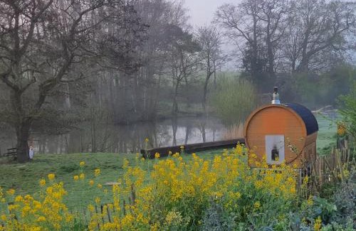 Brentwood Other | Offgrid showmans caravan at Aldersroot