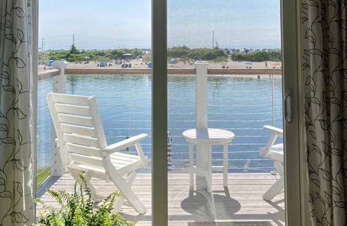 Ogunquit Condo | Ogunquit Oceanfront Condo, stunning views private balcony 1BR/1BA steps to town