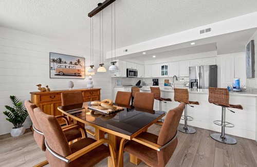 Gulf Lagoon Beach Condo | Oh What a VIEW! Free Beach Chairs! PW 207