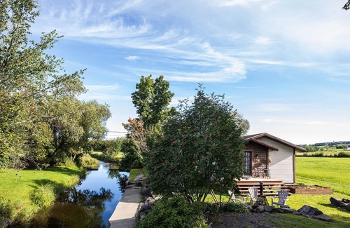 Sainte-Marguerite House | OJ River House - Boho House on the River