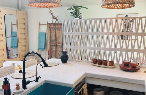 Mira Monte House | Ojai Serenity Retreat, a haven of tranquility for both couples and families.