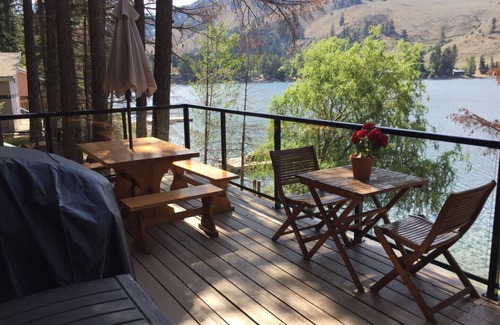 Okanagan-Similkameen Cottage | Okanagan Lakefront Cottage at Twin Lakes