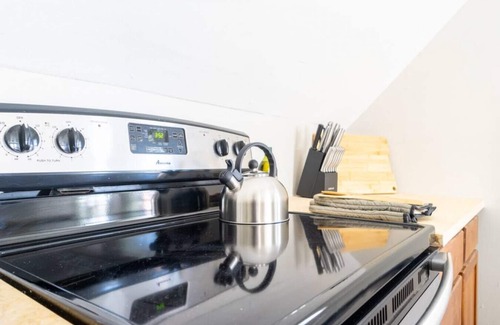 Lincoln Terrace Apartment | OKC 9 · Charming Carriage Cottage from 1920's!