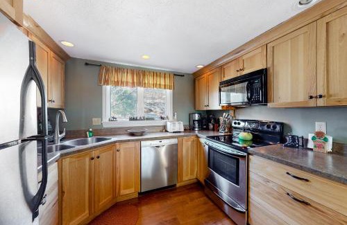 Ludlow Apartment | Okemo Village B5