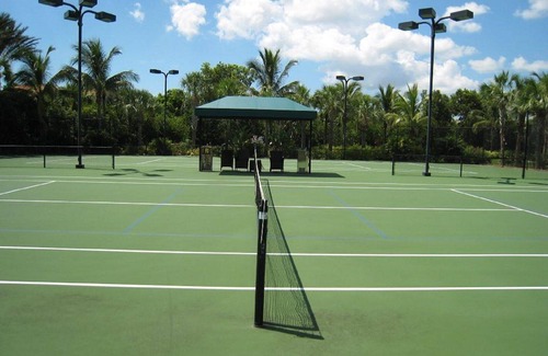 Naples Condo | Olé Lely, 3 BR, 2.5 Bath, Sleeps 8. Professionally Decorated - New Furniture!