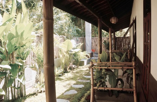 Selong Belanak House | OLA OLA ROOMS next to BEACH