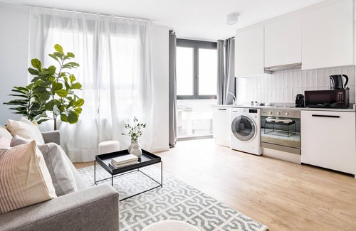 San Diego Apartment | Olala Color Apartment 1A