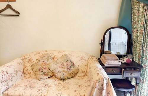 Nikko Hotel | Old British style cottage double with Westernstyle bath and openair bath/Nikko Tochigi