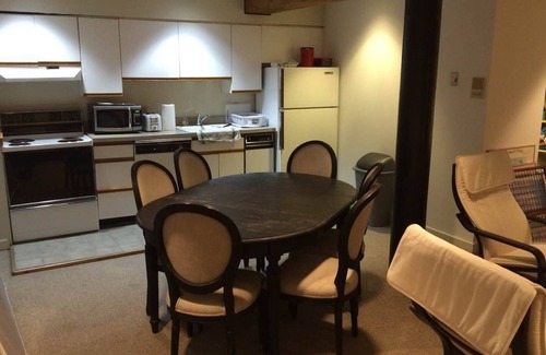 Center City East Condo | Old City - Spacious Bii-Level Loft