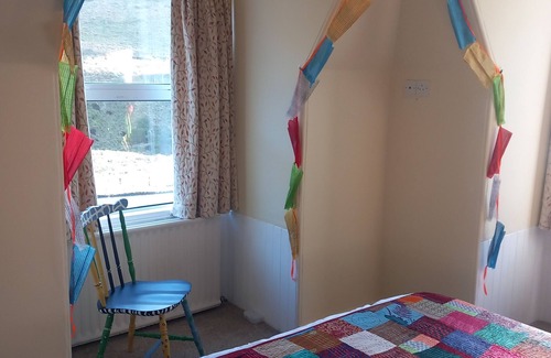 Hawick Cabin | Old Coaching Inn with 6 cabins - sleeps 14 to 24