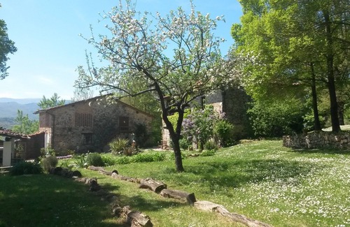 Poppi House | Old country house surrounded by nature with private lake