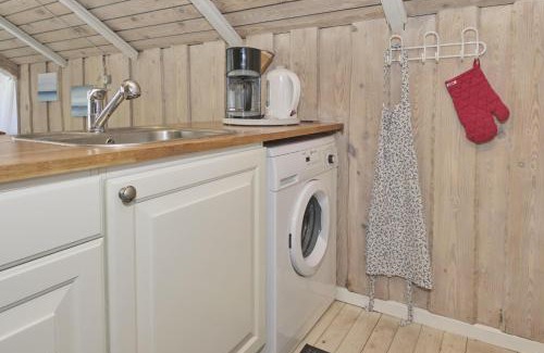 Ebeltoft House | Old Cozy Cottage With Sea View And Close To A Nice Beach