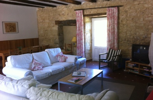 Saint-Martial-d'Albarede House | Old Farmhouse with large pool in deep countryside, all on ground floor.