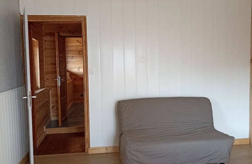 Lullin Apartment | Old farmhouse, mountain view