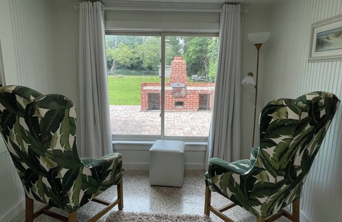 Azalea Park House | Old Florida Home w/Updates In Quiet Neighborhood