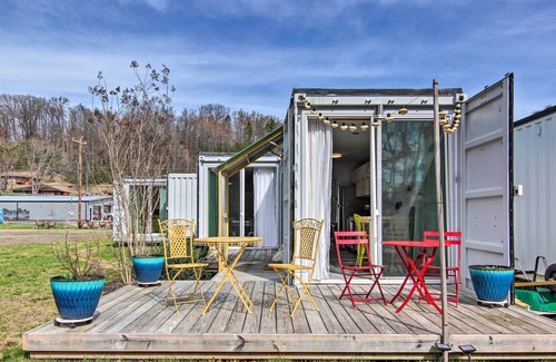 Old Fort House | Old Fort Shipping Container House Near Trails