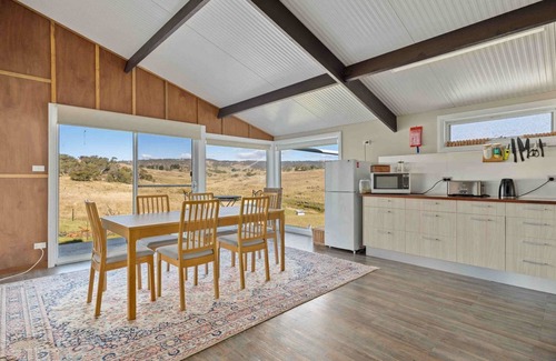 Jindabyne Ski Chalet | Old Hut Creek Chalet with a peaceful rural outlook