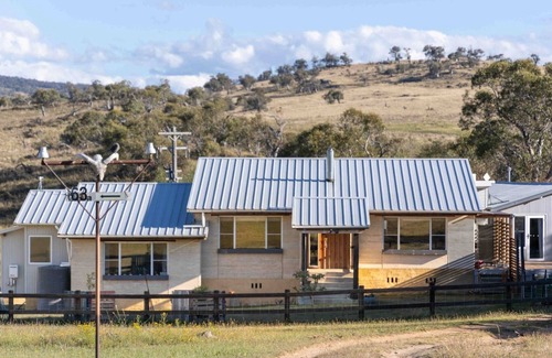 Jindabyne Ski Chalet | Old Hut Creek Chalet with a peaceful rural outlook