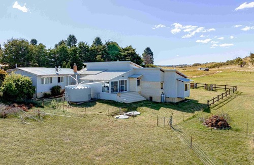 Jindabyne Ski Chalet | Old Hut Creek Chalet with a peaceful rural outlook