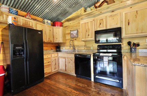 Murfreesboro House | Old Mill Cabin #2 - on the Little MO River, large yard, newly updated!
