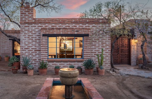 Old Fort Lowell House | Old Southwest Luxury & Glamor - Bolsius House