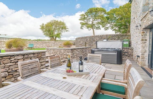 Newton in Furness Cottage | OLD STABLE, family friendly, country holiday cottage in Aldingham
