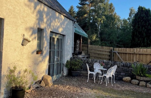 Kincraig Apartment | Old Stable House Ground Floor barn conversion in the Cairngorm National Park