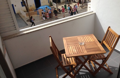 Albufeira Apartment | OLD TOWN, Apt. 70m2 in Downtown Albufeira, AIR CONDITIONING/POOL (1)/FREE WiFi