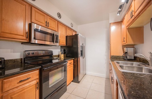 South Scottsdale Condo | Old Town Scottsdale Condo with Pool - Everything you need in walking distance!