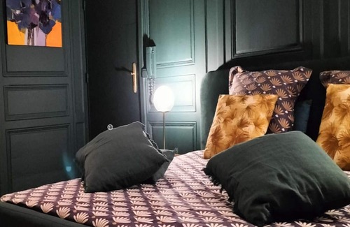 Nancy City Centre Apartment | Old Town Stanislas with Parking
