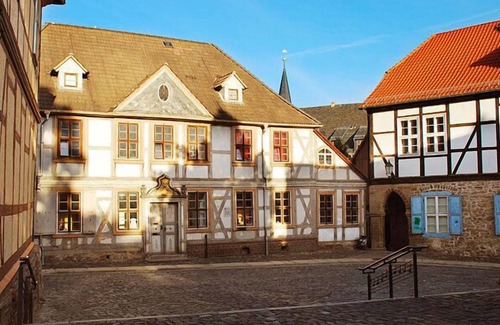 Wernigerode Old Town Apartment | oldest house in the city, 2min to the town hall, Brockenbahn, various shops