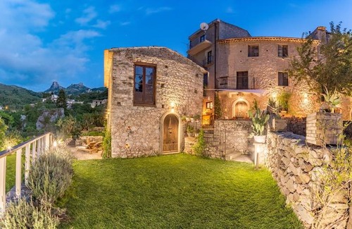 Novara di Sicilia House | Oldnoar Maisons de Charme