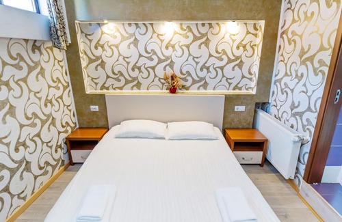 Brasov House | OldTown★Private Room&Bath★Mountain view Terrace|2persons