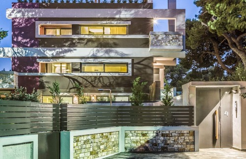 Penteli Apartment | Oleander Maisonette. A 140 square meters apartment of two levels.