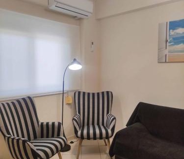 Anatolikos Sinikismos Apartment | Olga & Dimitris