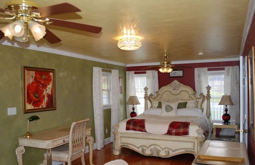 Mountain City House | Olive Leaf Cottage Suite