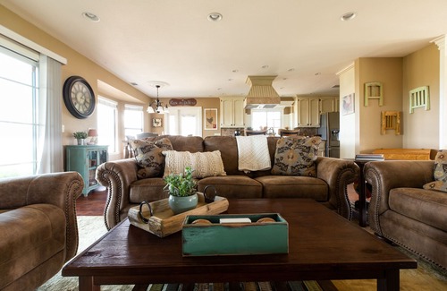 Paso Robles House | Olive Ranch by AvantStay | Enjoy Sunsets over the Valley | 4.5 Acre Ranch Home