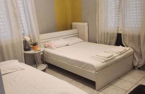 Andravida Apartment | olokliro dianerisma 2 krevatokameres,plires epiplomeno,sto kentro