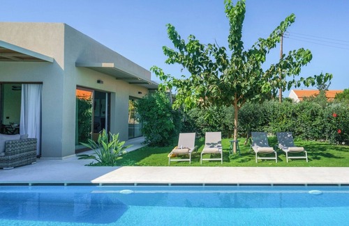 Kefalas Villa | Olympia Villas | Luxury villas with private pools!