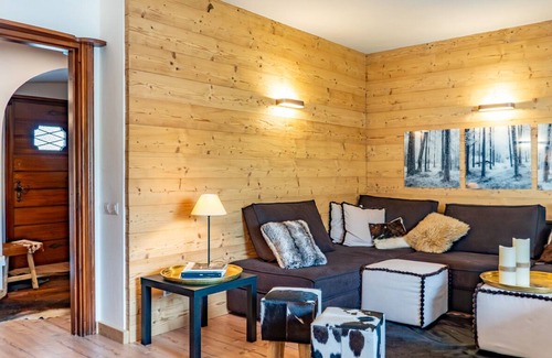 Cortina d'Ampezzo Apartment | Olympic Cà di Bosco - Refuge with panoramic terrace in the heart of Cortina