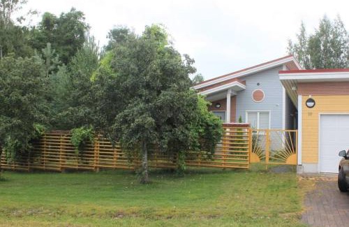 Heinola Apartment | Omakotitalo 4-6 hengelle - House