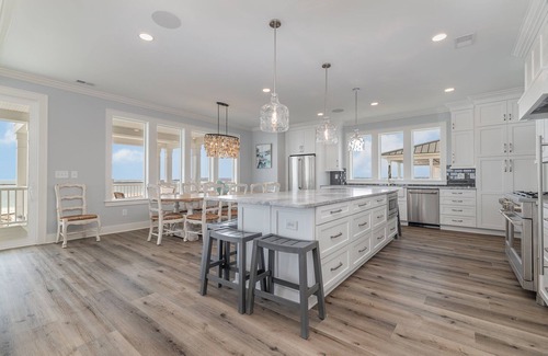 Inlet Harbour House | Omega: Luxurious Oceanfront In Gated Community