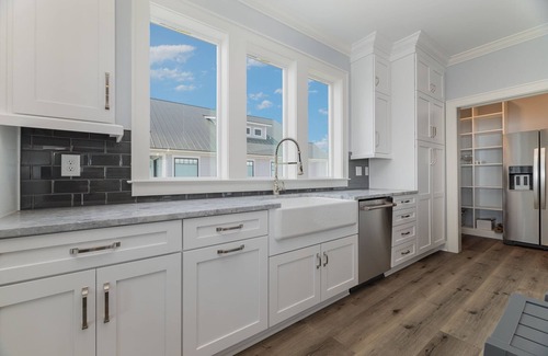Inlet Harbour House | Omega: Luxurious Oceanfront In Gated Community
