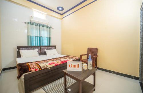 Faizabad House | Omji - Shri Char Bhuja Dham Ashram - 2km from Ram Janmabhumi Temple