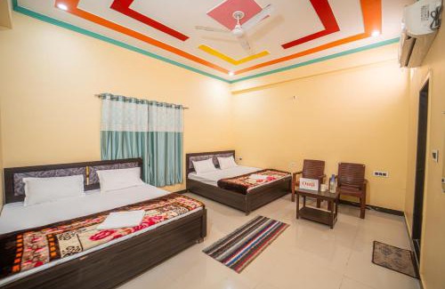 Faizabad House | Omji - Shri Char Bhuja Dham Ashram - 2km from Ram Janmabhumi Temple