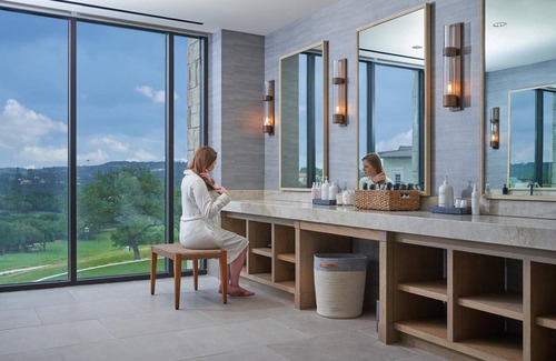 Cabin Ridge Estates Resort | Omni Barton Creek Resort & Spa Austin