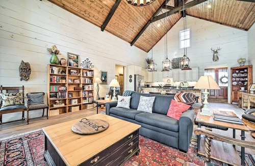 Cullowhee House | On 22 Acres: Cullowhee Craftsman Home w/Mtn Views