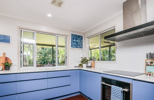 Agnes Water House | On Agnes Time - Large Three-Bedroom Beach House in the Heart of Agnes Water