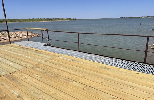 Abilene House | On Lake Fort Phantom Hill Lake with a dock out to the water!